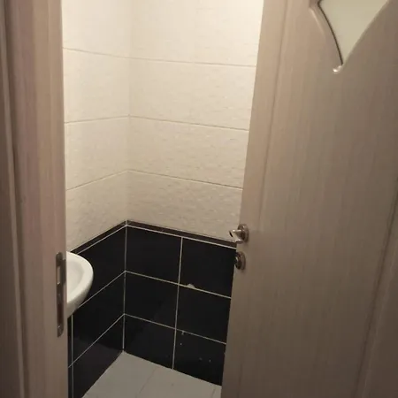 Shrine Avlair Midtown M4 Apartament